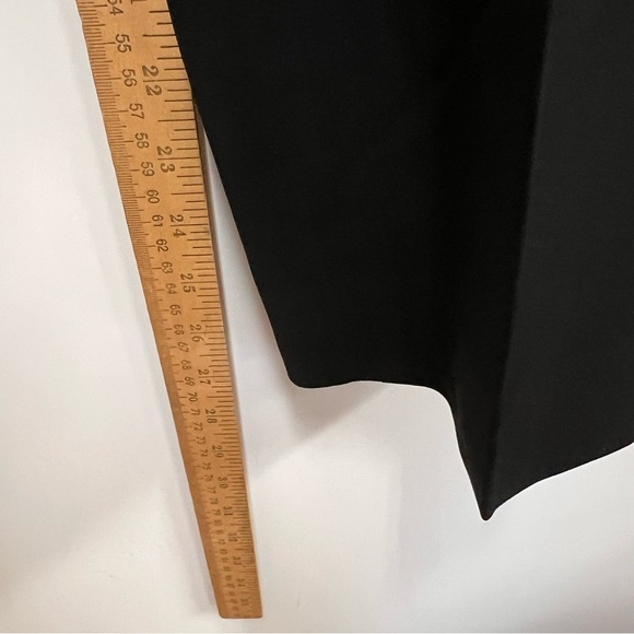 St. John Emma Cropped Black Dress Pants Trousers size 10 - Picture 10 of 14